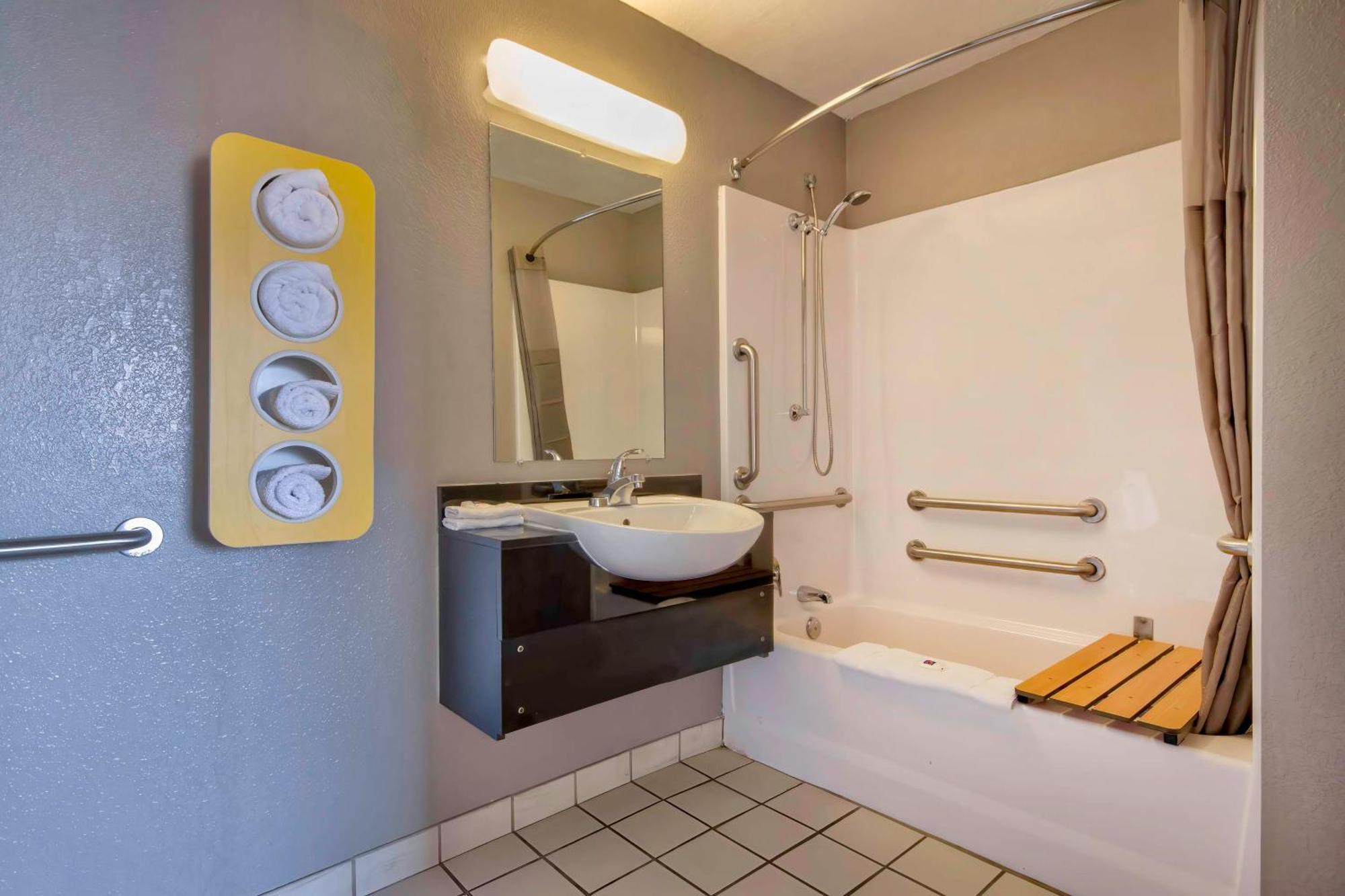 6-farmington, Nm Hotel
